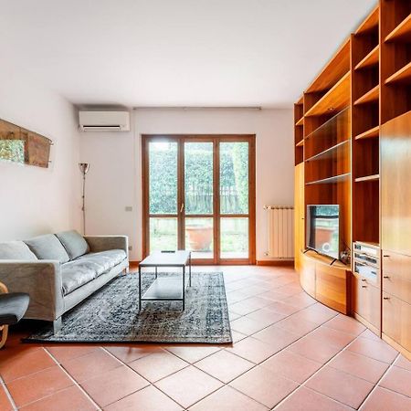 Nave Home Vacation - Entire Apartament Флоренція Екстер'єр фото